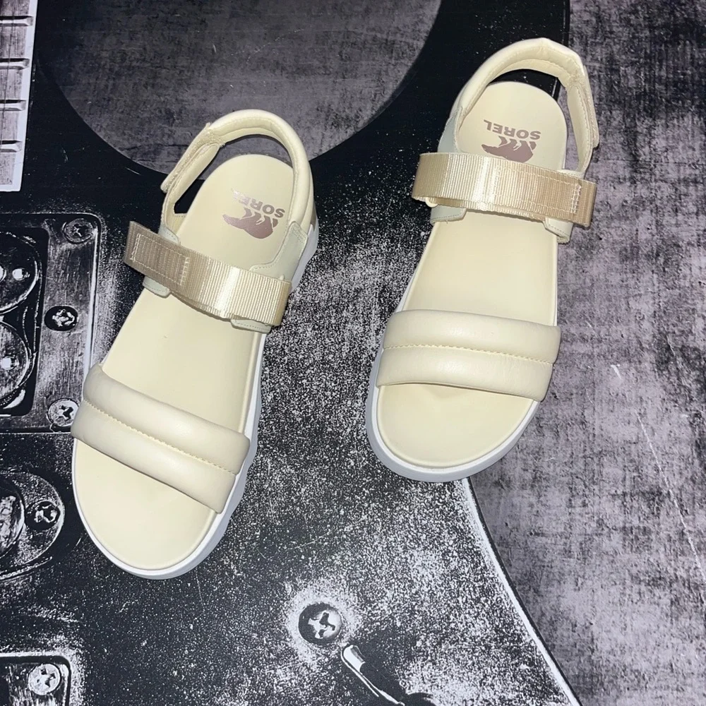 NEW SOREL Sandal